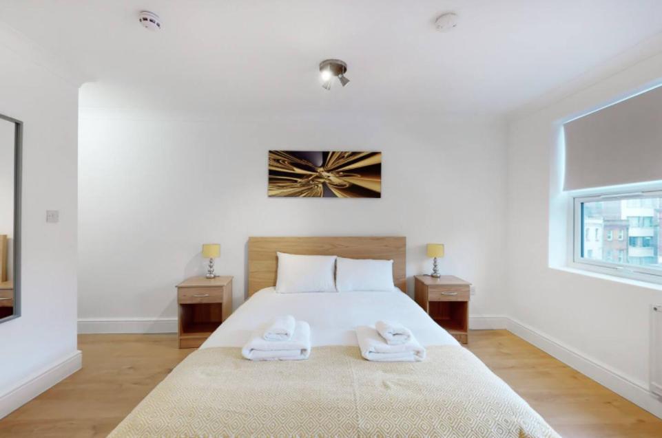 Modern Split Level 1 Bedroom Flat In Aldgate London Exteriör bild